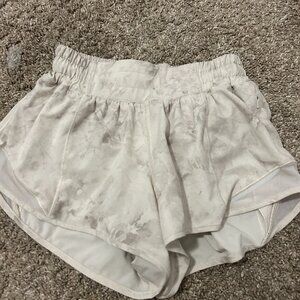 Hotty Hot Lululemon shorts